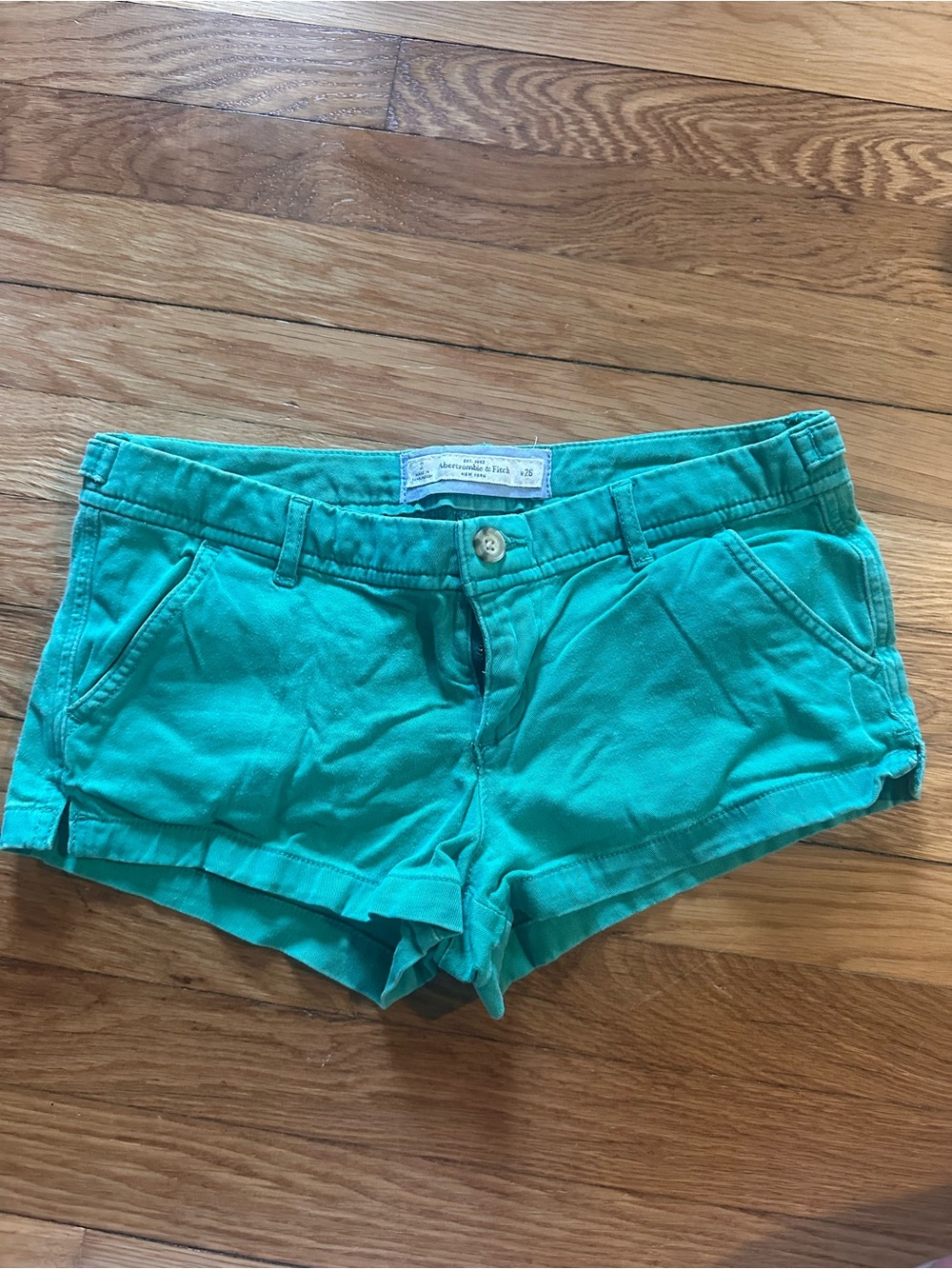 Abercrombie Green Cotton Stretch Shorts - Picture 1 of 4